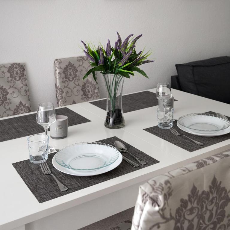 Hola Mar - Two-Bedroom Apartment - 28