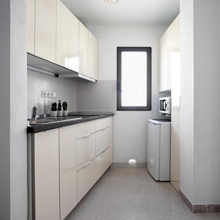 Hola Mar - Two-Bedroom Apartment - 19