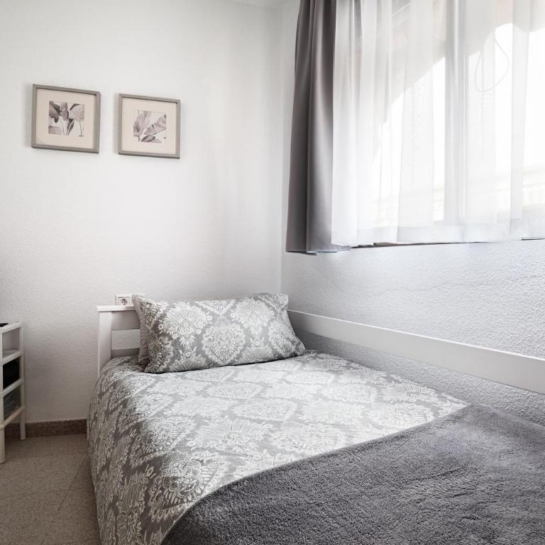 Hola Mar - Two-Bedroom Apartment - 11