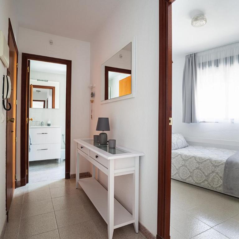 Hola Mar - Two-Bedroom Apartment - 4