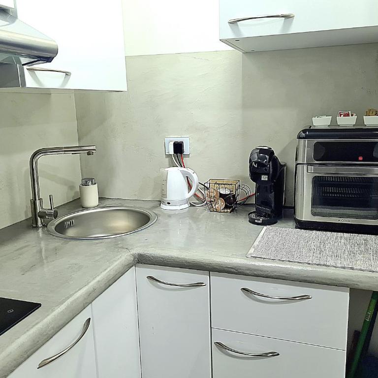 Apartment Udine - Appartamento con 1 Camera da Letto - 13