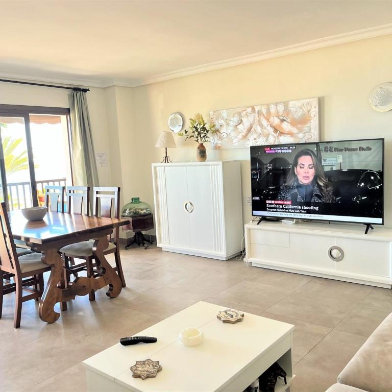 Rentcostadelsol Los Boliches Penelope - Apartamento de 3 dormitorios - 8