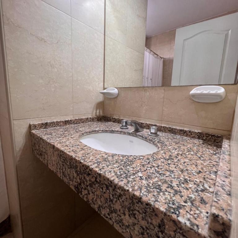Departamentos Hipolito Yrigoyen - Apartamento de 1 dormitorio - 8
