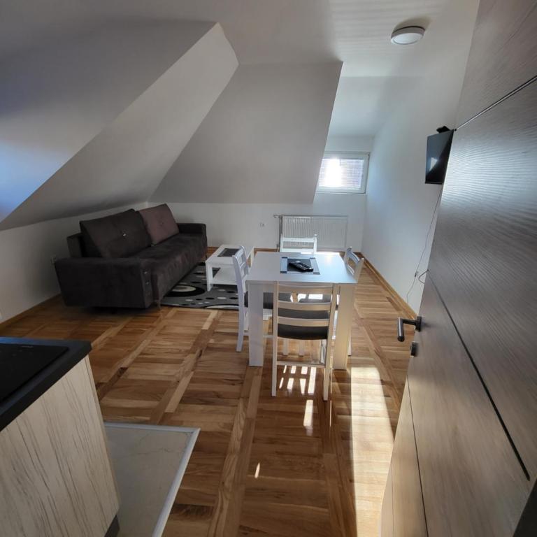 Apartments Vila Velickovic - Deluxe Apartment - 4