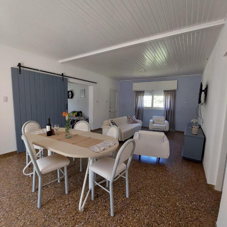 Pecanes - Two-Bedroom Apartment - 11