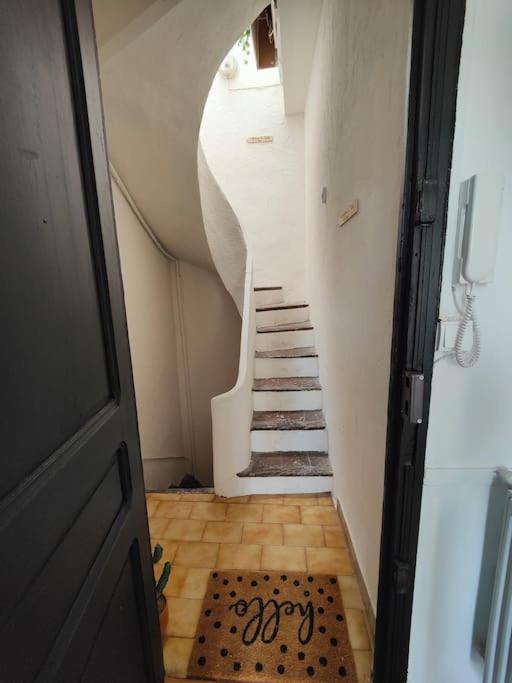 Charmant T2 atypique, rénové - Appartement 1 Chambre - 20