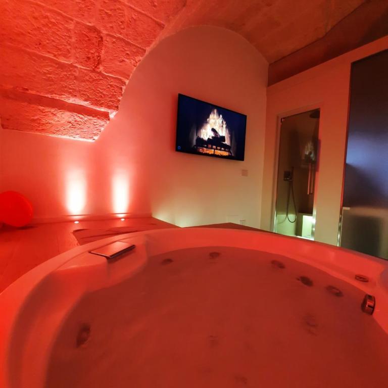 Christian's Suites & Spa - Suite con Vasca Idromassaggio - 4