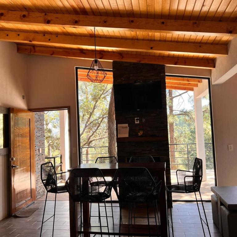 Cabaña "Alexa", en el corazón del bosque de Mazamitla - Two-Bedroom Chalet - 23
