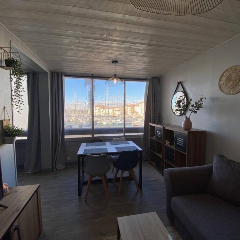 Appart 3 Pièces avec Clim pour 4 pers, Face Port à Port Leucate - FR-1-81-579 - Appartement - 4