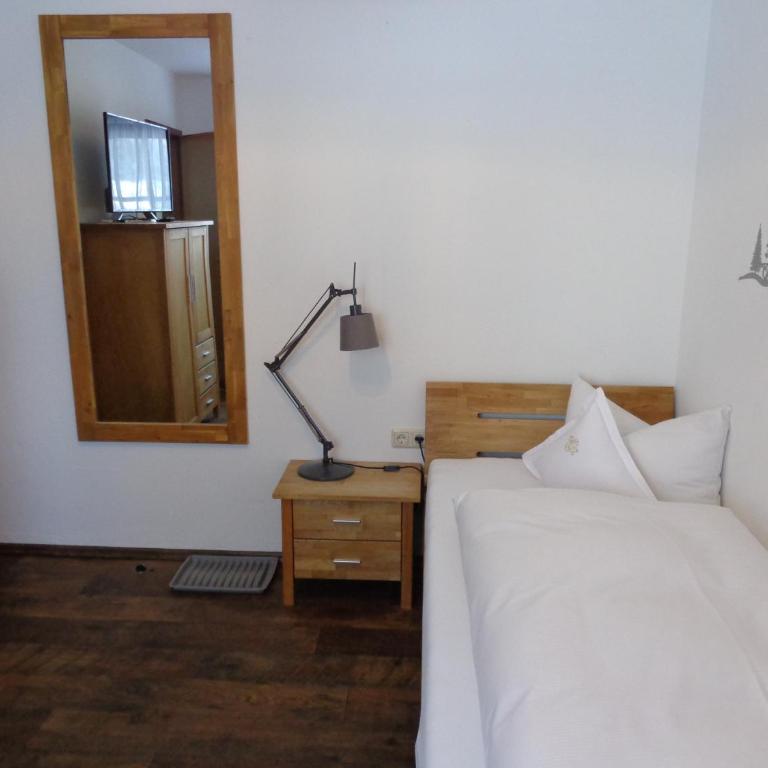 Hotel Garni Schlossblick - Einzelzimmer - 4