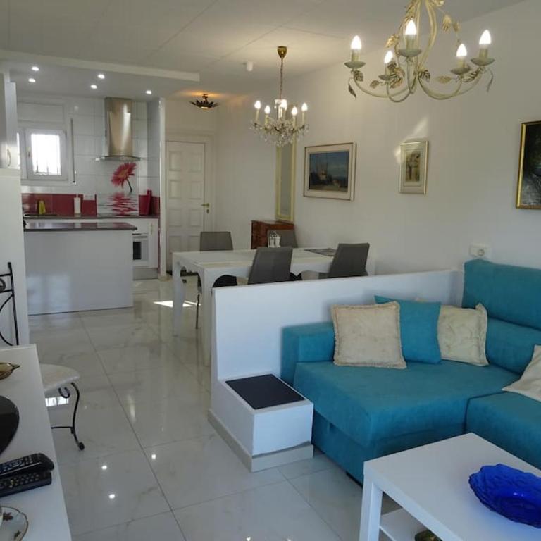 Apartamento céntrico con piscina y parking - Apartamento de 2 dormitorios - 7