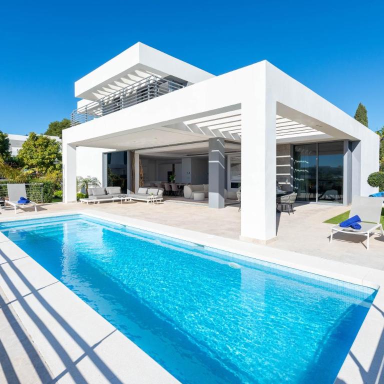 VACATION MARBELLA I Villa Schumacher, New Built, Sea View, Luxury, Private Pool, BBQ, Golfers Paradise, Entertainment Room - Villa - 43