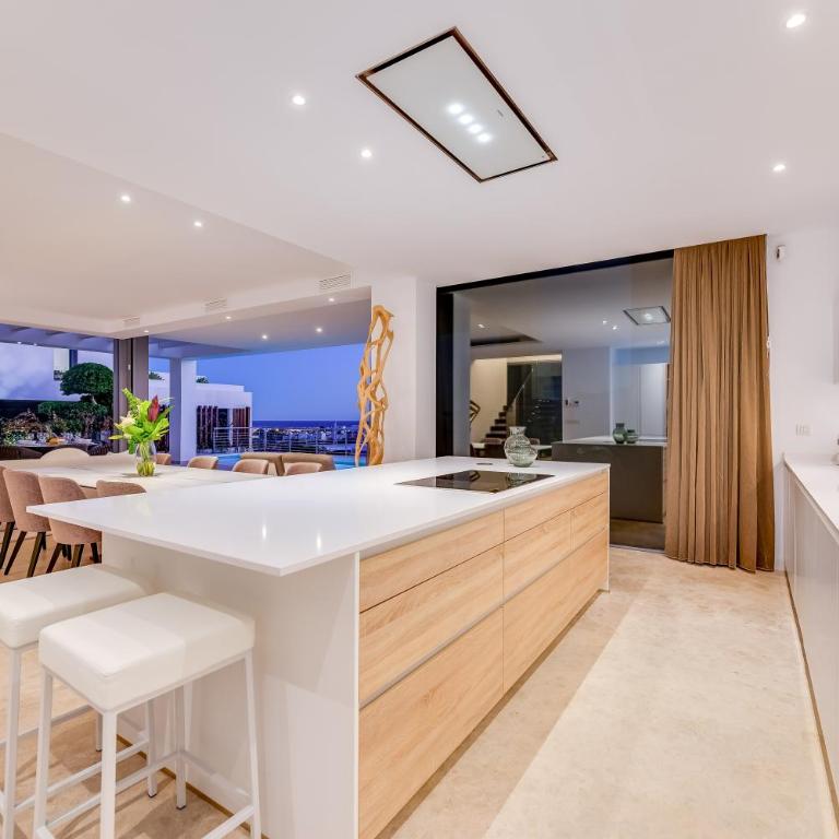 VACATION MARBELLA I Villa Schumacher, New Built, Sea View, Luxury, Private Pool, BBQ, Golfers Paradise, Entertainment Room - Villa - 28
