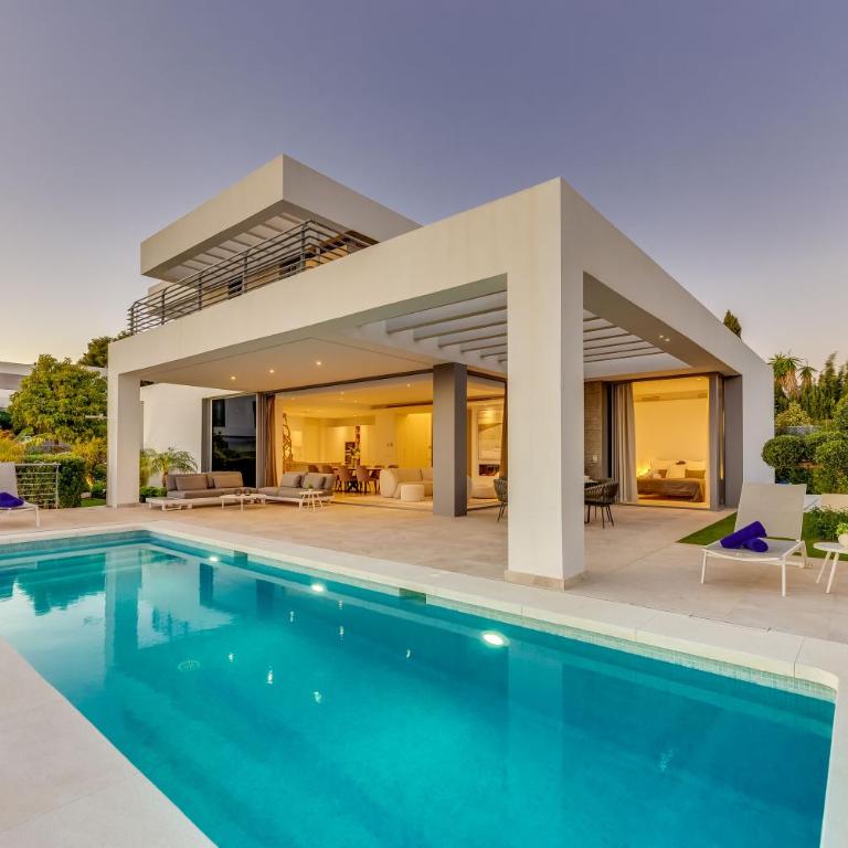 VACATION MARBELLA I Villa Schumacher, New Built, Sea View, Luxury, Private Pool, BBQ, Golfers Paradise, Entertainment Room - Villa - 1