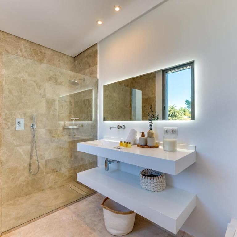 VACATION MARBELLA I Villa Schumacher, New Built, Sea View, Luxury, Private Pool, BBQ, Golfers Paradise, Entertainment Room - Villa - 56