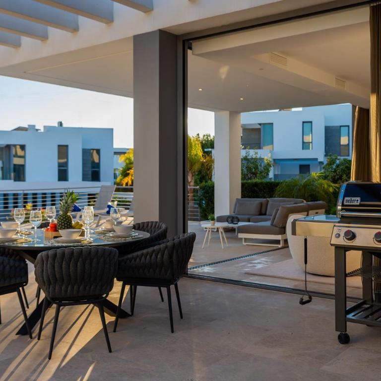 VACATION MARBELLA I Villa Schumacher, New Built, Sea View, Luxury, Private Pool, BBQ, Golfers Paradise, Entertainment Room - Villa - 17