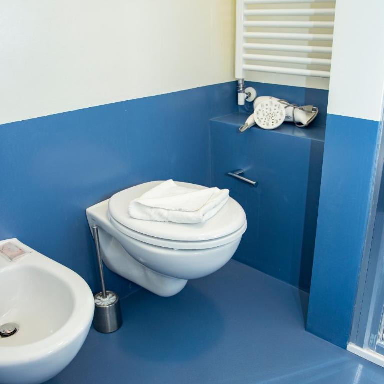 Easy Milano - Rooms and Apartments Navigli - Camera Matrimoniale - 8