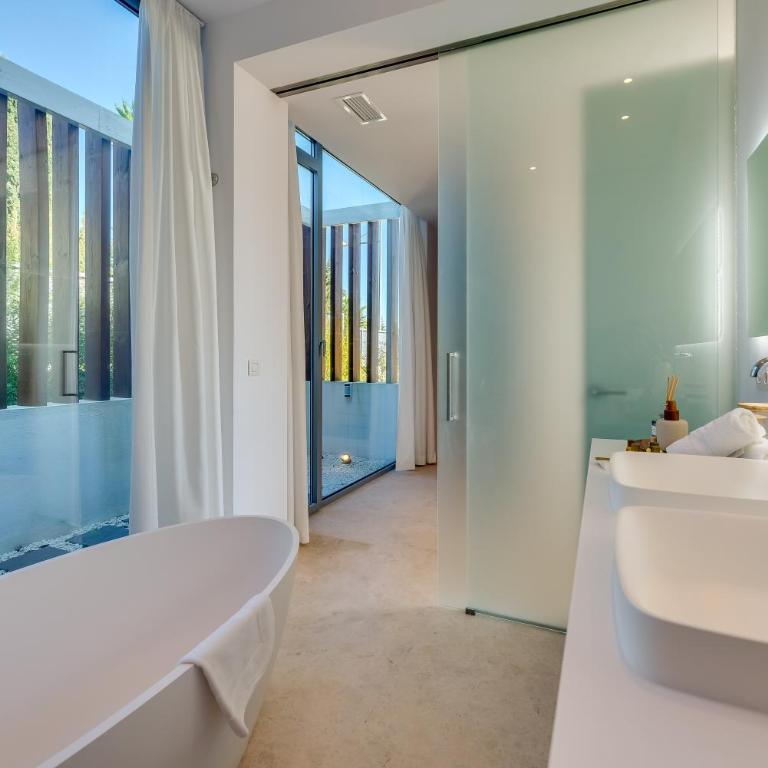VACATION MARBELLA I Villa Schumacher, New Built, Sea View, Luxury, Private Pool, BBQ, Golfers Paradise, Entertainment Room - Villa - 21