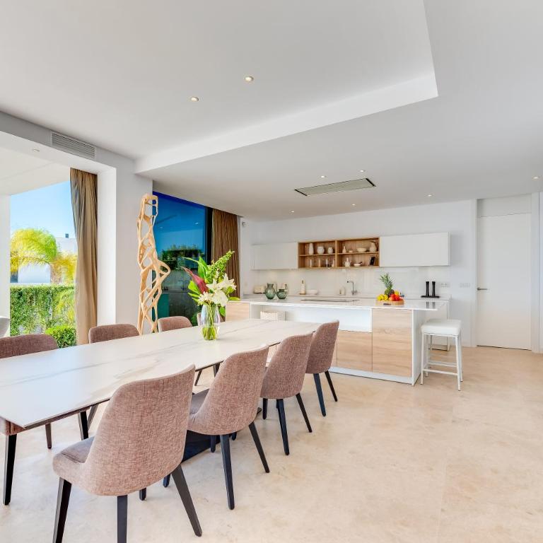 VACATION MARBELLA I Villa Schumacher, New Built, Sea View, Luxury, Private Pool, BBQ, Golfers Paradise, Entertainment Room - Villa - 40