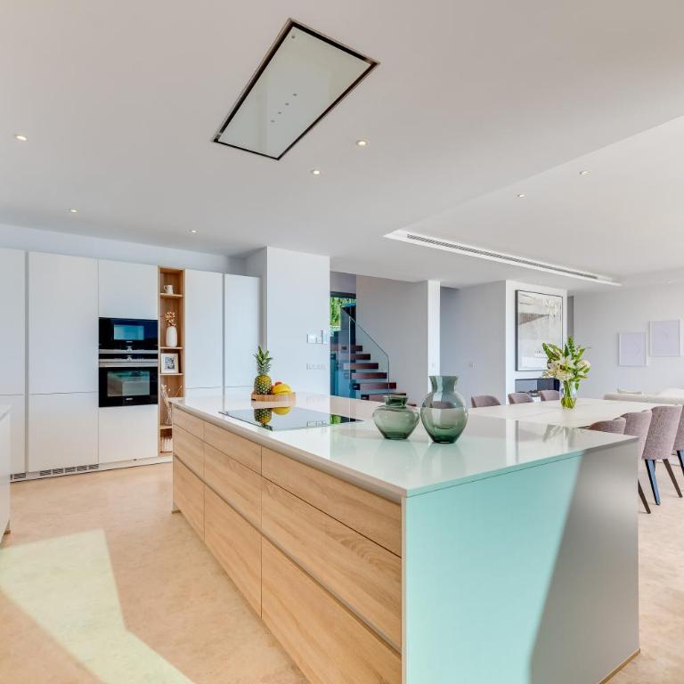 VACATION MARBELLA I Villa Schumacher, New Built, Sea View, Luxury, Private Pool, BBQ, Golfers Paradise, Entertainment Room - Villa - 44