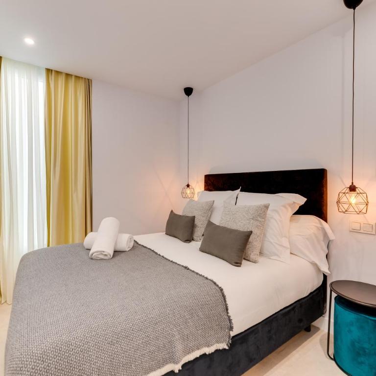 VACATION MARBELLA I Villa Schumacher, New Built, Sea View, Luxury, Private Pool, BBQ, Golfers Paradise, Entertainment Room - Villa - 60