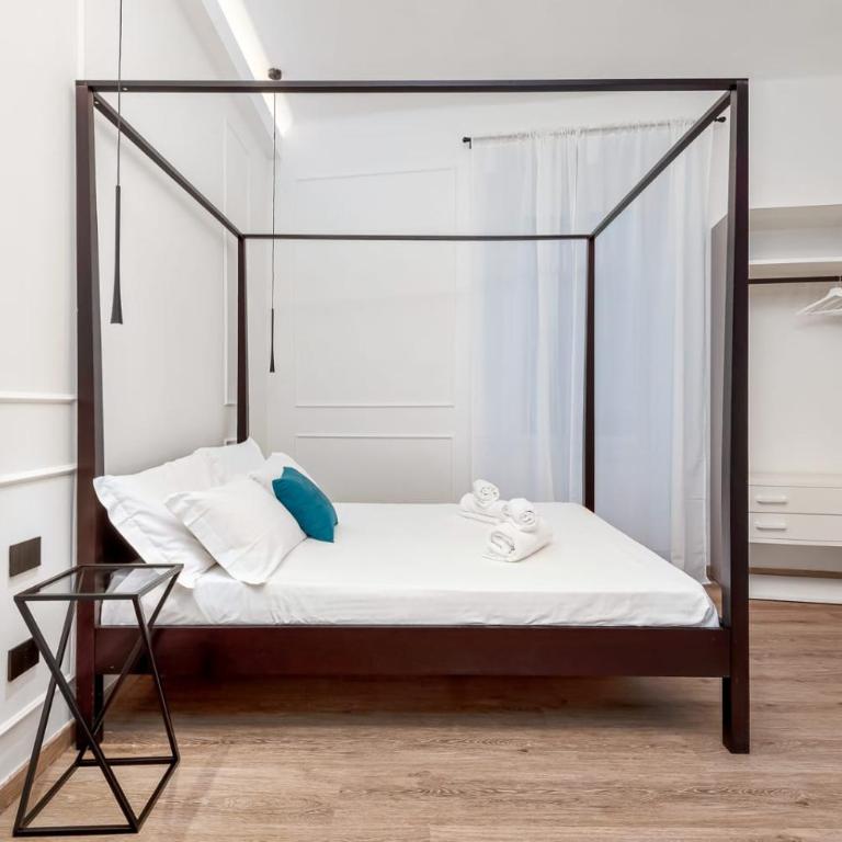 Nelli Rooms - Via Biassa - Standard Double Room - 4
