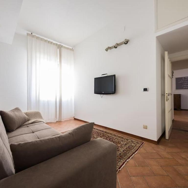 Casa Giulia - Two-Bedroom Apartment - 11
