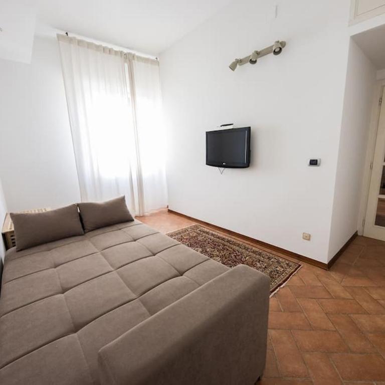Casa Giulia - Two-Bedroom Apartment - 10