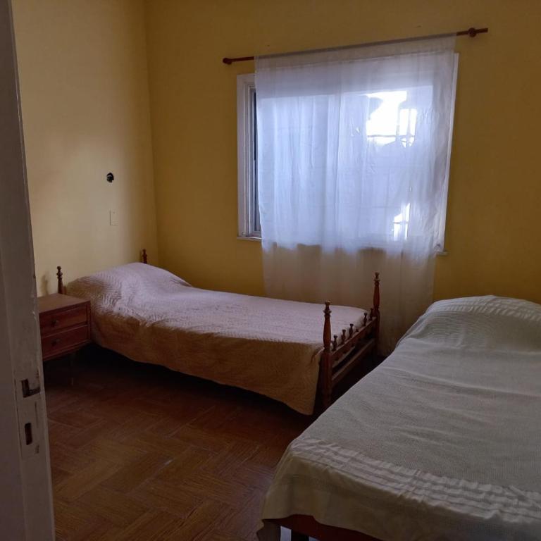 Casa 4 amb luminosa c parque - Casa de 2 dormitorios - 2
