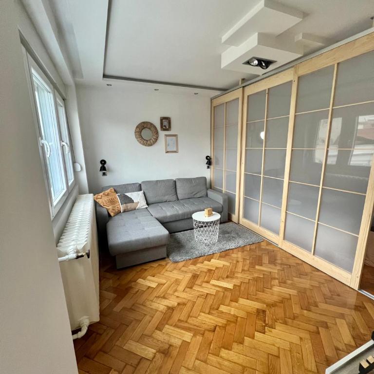 Comfortable apartment in city hub - Apartman sa 1 Spavaćom Sobom - 1