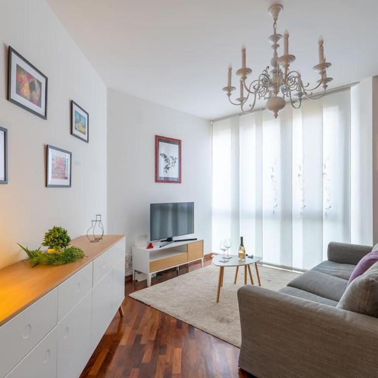 [Duomo-PortaRomana]XXL HOME terrace & free parking - Appartamento con 2 Camere da Letto - 2