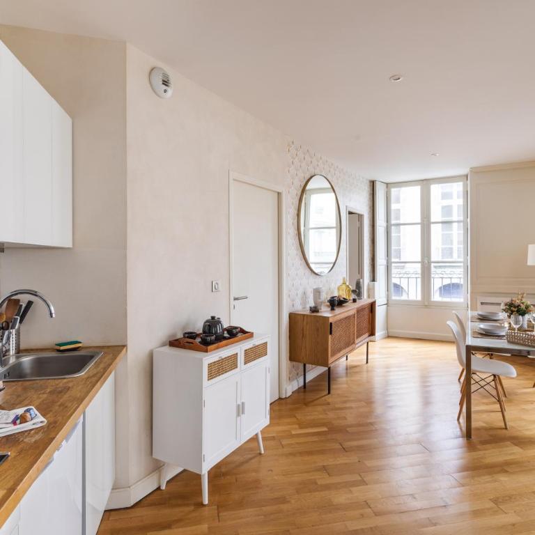 La Tourelle & l'Honoré - 2 appartements dans le Centre historique de Rennes - Apartment mit 1 Schlafzimmer - 8