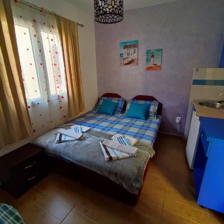 Apartments Blago Sutomore - Studio sa Zajedničkim Kupatilom - 9