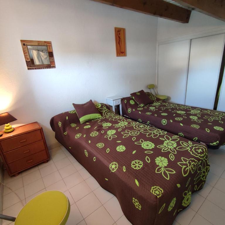 ONDINES II Joli T2 mezzanine climatisé Richelieu ONDINES II Cap d'Agde - Maisonette - 4