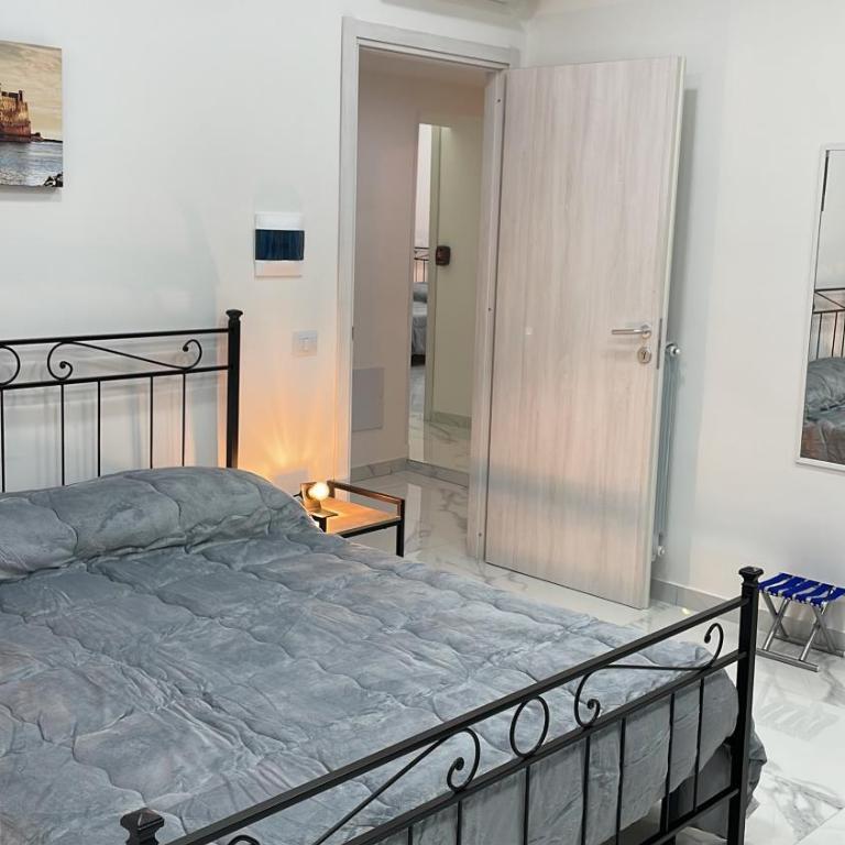 Lumacors House - Camera Familiare con Bagno Privato - 10