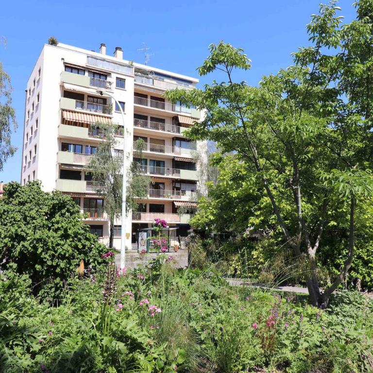Annecy : 2 pièces rénové près du lac avec parking - FR-1-432-76 - Apartment (4 Adults) - 5