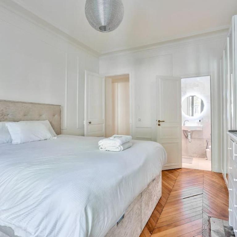 Gorgeous apartment next to the Champs-Elysées - Appartement 3 Chambres - 3