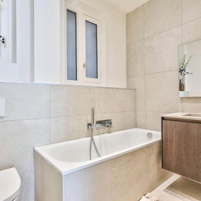 Gorgeous apartment next to the Champs-Elysées - Appartement 3 Chambres - 7