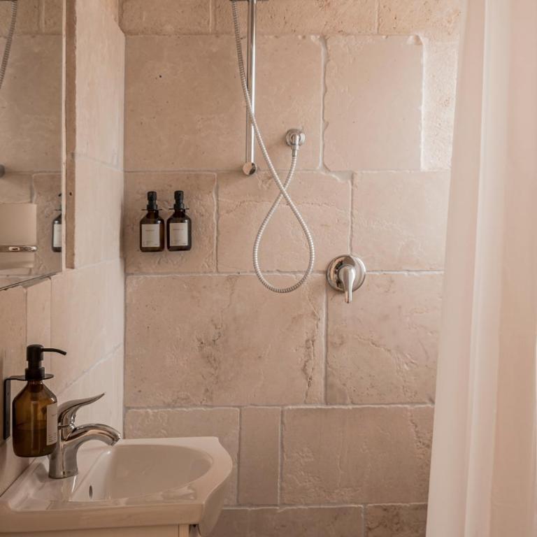 VILLA OSTUNI ONE mit Pool, Gästehaus & Glamping - Villa - 46