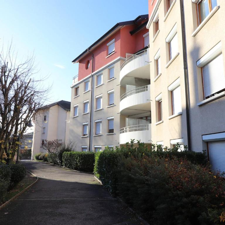T1 Confortable Proche Centre avec Parking Privé - FR-1-432-44 - Studio - 3