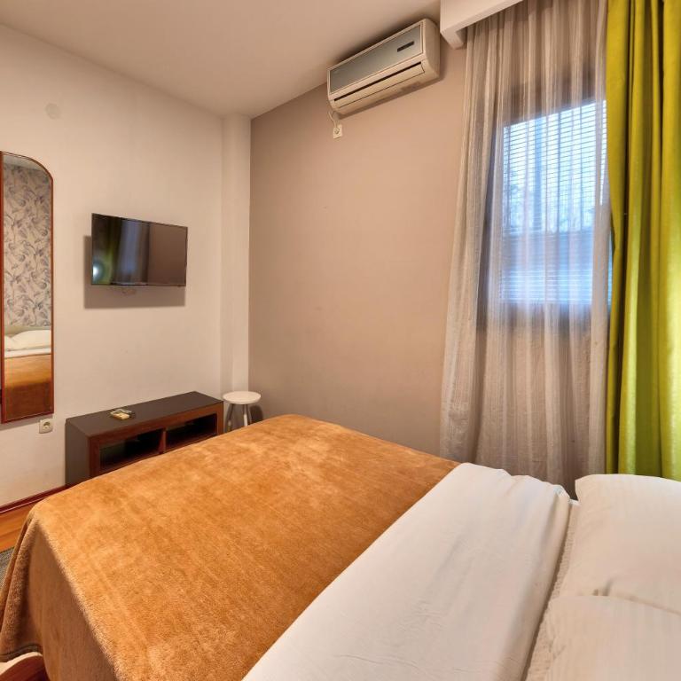Pansion Villa Nur - Double Room - 6