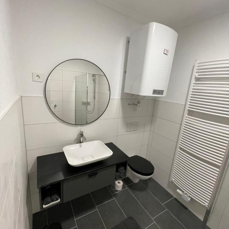 TM Apartments - One-Bedroom Apartment - 2