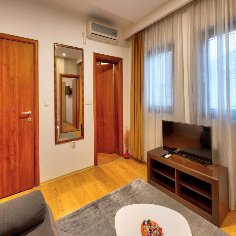 Pansion Villa Nur - Deluxe Suite with Balcony and River View - 16