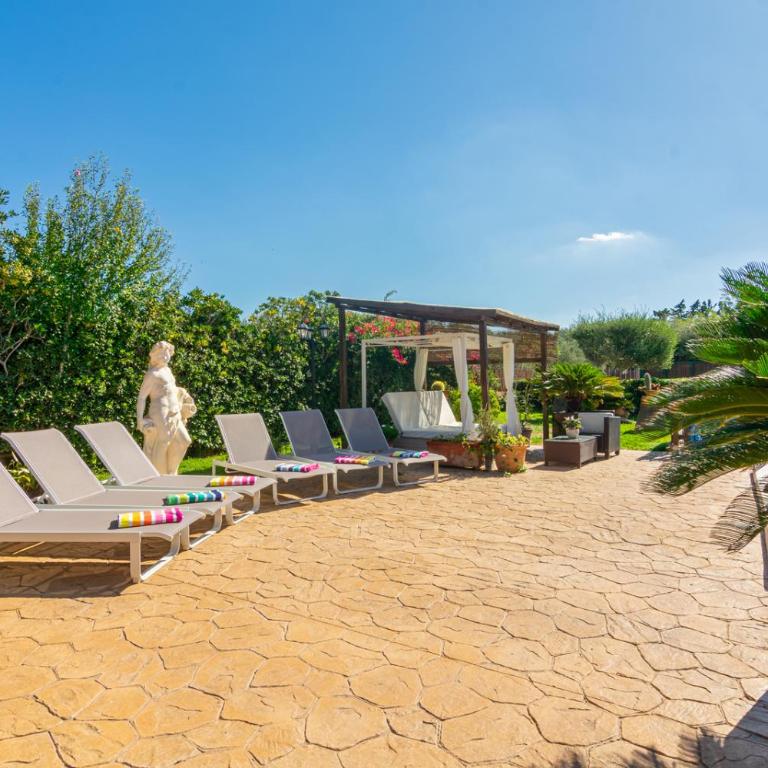 Casa con piscina a 1 km del mar y del pueblo - Villa de 3 dormitorios - 35