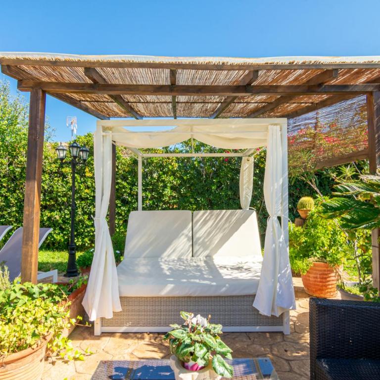 Casa con piscina a 1 km del mar y del pueblo - Villa de 3 dormitorios - 4