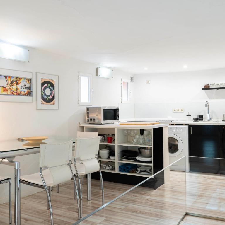 For You Rentals Teatro Real Plaza Apartment TEMPORAL Saint Martin Madrid TRU50 - Apartamento de 1 dormitorio - 24