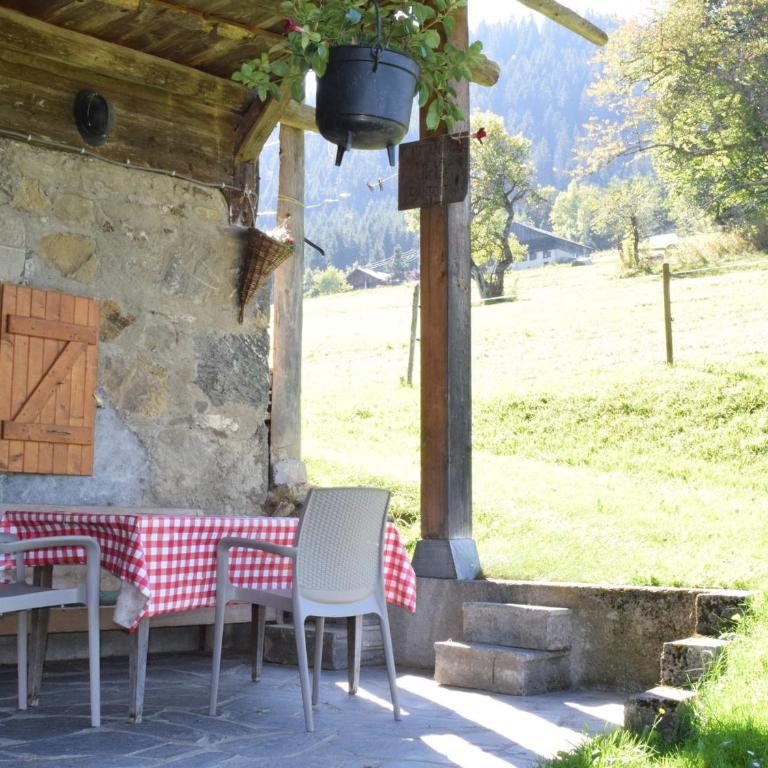 Chalet Savoyard en Bordure des Pistes avec Liaison Facile vers le Centre de Morzine - FR-1-524-11 - Chalet (12 Erwachsene) - 4