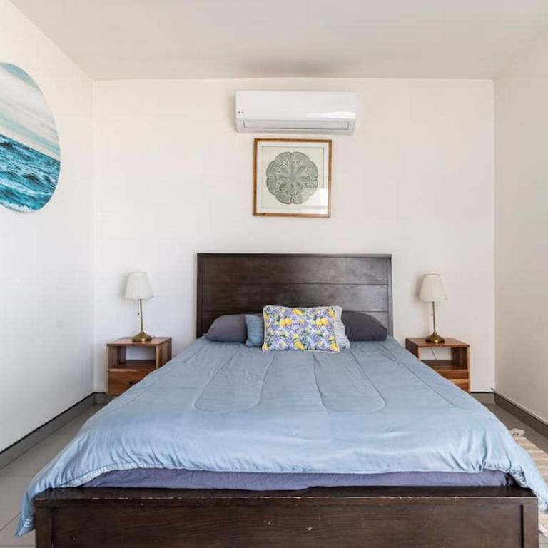#CasaMare - Privada a una cuadra del mar con AC - Three-Bedroom House - 28