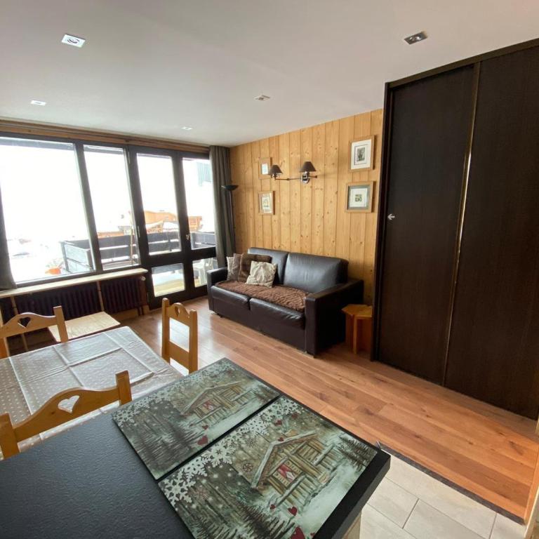 Studio ski aux pieds, vue montagne, idéal pour 4 - FR-1-449-45 - Studio - 1