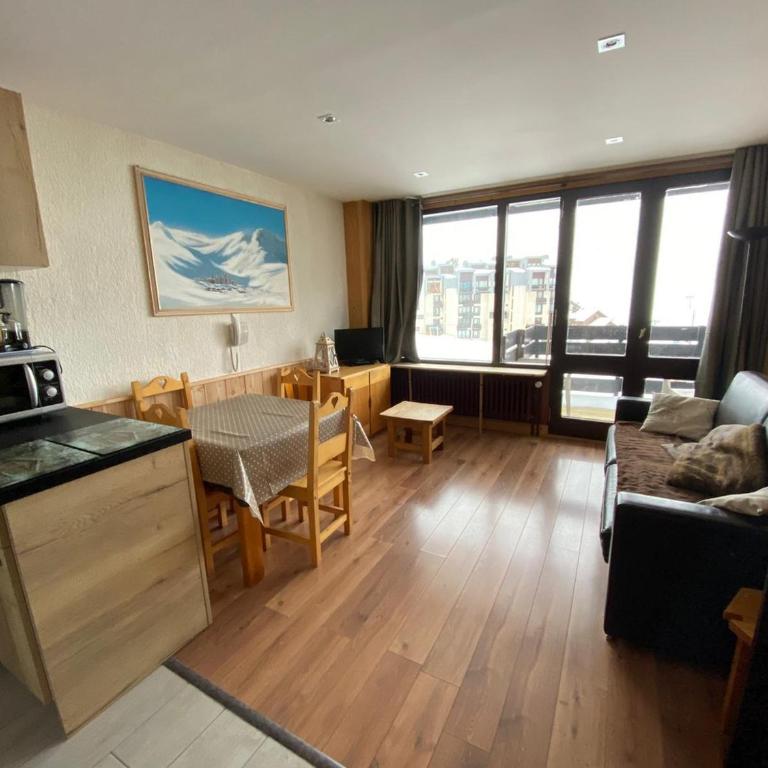 Studio ski aux pieds, vue montagne, idéal pour 4 - FR-1-449-45 - Studio - 3